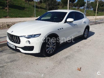 MASERATI Levante V6 275 HP D AWD GranLusso 5p.