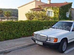 MERCEDES-BENZ 190 190E 2.0 4p.