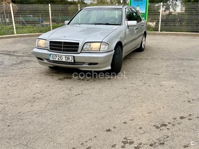 MERCEDES-BENZ Clase C C 180 4p.