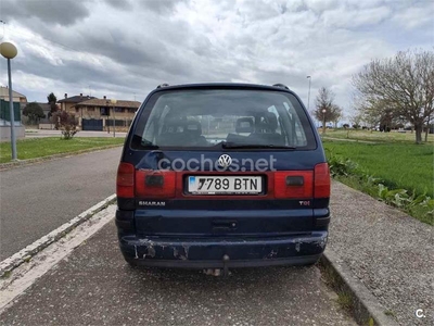 VOLKSWAGEN Sharan