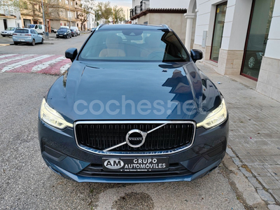 VOLVO XC60 2.0 D3 Momentum 5p.