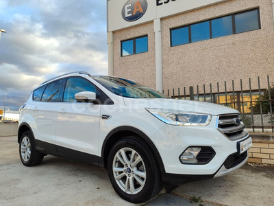 FORD Kuga 1.5 TDCi 88kW 4x2 ASS Business 5p.