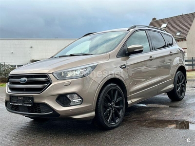 FORD Kuga 1.5 TDCi 88kW 4x2 ASS Titanium 5p.