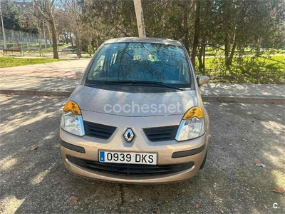 RENAULT Modus