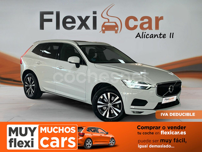 VOLVO XC60 2.0 B4 D AWD Momentum Auto 5p.