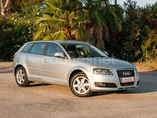 AUDI A3 Sportback 1.6 TDI 105cv Attraction 5p.