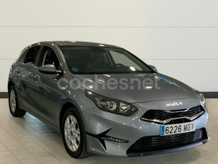 KIA Ceed 1.6 MHEV iMT 100kW 136CV Drive 5p.