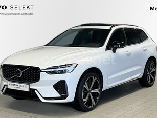 VOLVO XC60 2.0 B4 D Plus Dark Auto 5p.