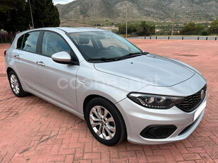 FIAT Tipo 1.4 16v Lounge 70kW 95CV gasolina 5p. 5p.