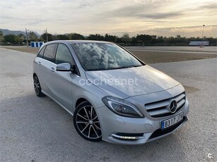 MERCEDES-BENZ Clase B B 220 CDI Aut. Sport 5p.