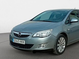 Opel Astra 1.7 CDTi 110 CV Selective