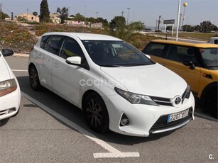 TOYOTA Auris 90D Active 5p.