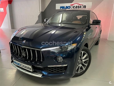 MASERATI Levante V6 275 HP D AWD GranLusso 5p.