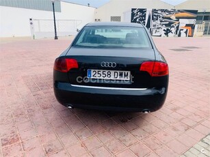 AUDI A4 3.0 TDI quattro DPF 4p.