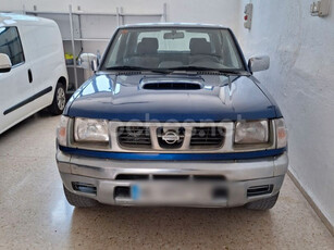 NISSAN Pick-up 2.5 TD DOUBLE CAB NAVARA SILVER 4p.