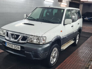 NISSAN Terrano 2.7 TDi Comfort Plus 5p 5p.