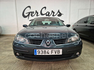 RENAULT Laguna Authentique 1.6 16V 110CV 5p.