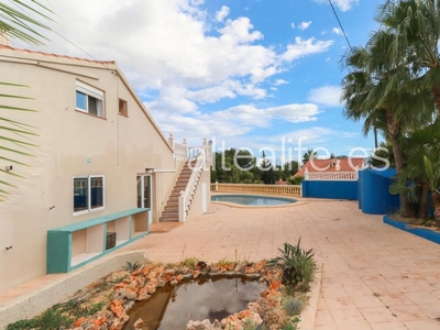 Casa o chalet en venta en Calle Quevedo, Escandinavia - Cautivador