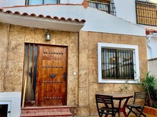 Venta Casa adosada El Campello. Con terraza 160 m²