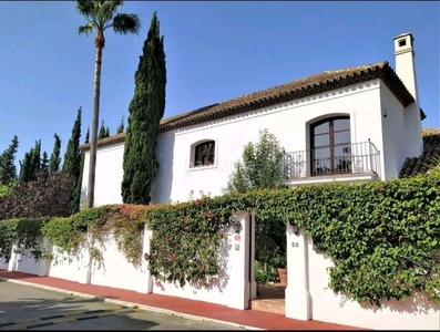 Alquiler casa villa en alquiler en parcelas del golf, en Marbella