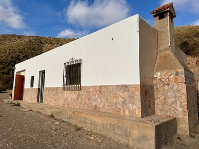 Casa con terreno en XFC2+F9, Alhama de Almería