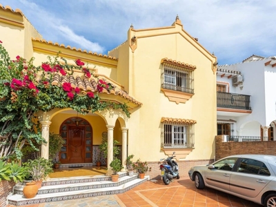 Casa en venta en Fuengirola, Málaga