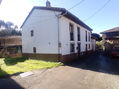 Casa en Venta en Pravia, Asturias