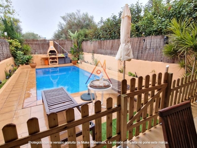 Alquiler de casa con piscina y terraza en Ibiza