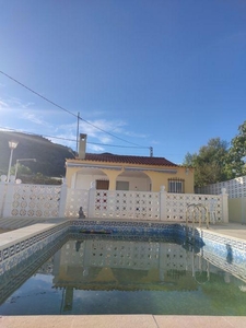 Casa con terreno en Monforte del Cid