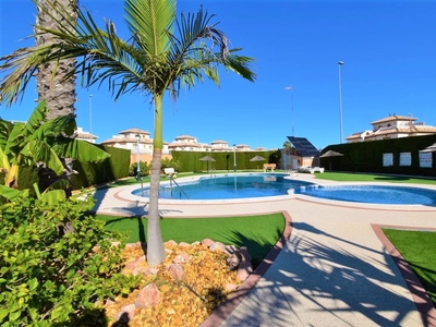 Chalet en venta en Cabo Roig, Orihuela, Alicante