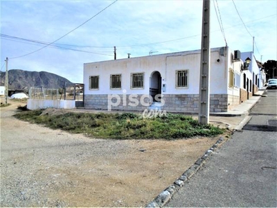 Chalet en venta en Calle La Islica