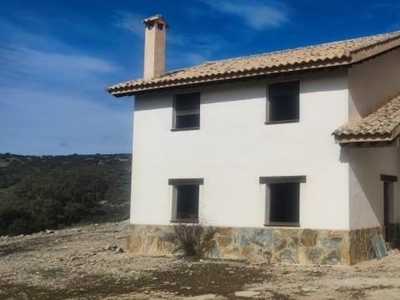 Chalet for sale in Montefrío