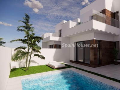 Villa independiente en venta en San Fulgencio