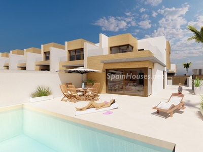 Casa en venta en Algorfa