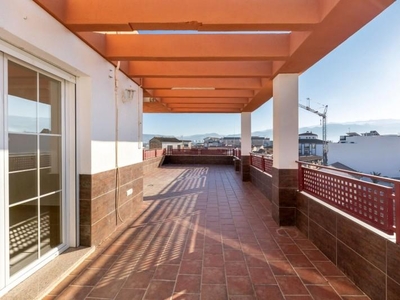 Penthouse flat for sale in Zona Poniente, Armilla
