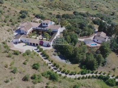 Villa en venta en Álora