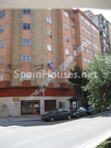 Premises to rent in Zaragoza -