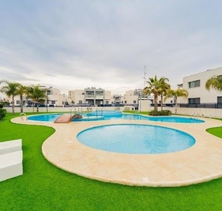 Venta de casa con piscina y terraza en Aguas Nuevas-Torreblanca-Sector 25 (Torrevieja), Aguas nuevas 1