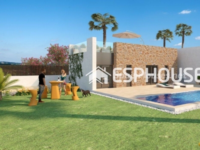 Villa en venta en Algorfa