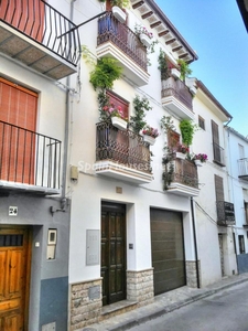 Villa en venta en Alhama de Granada