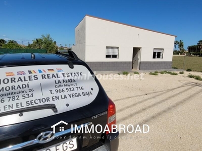Villa for sale in Almoradí