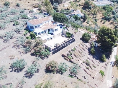 Villa en venta en Cómpeta