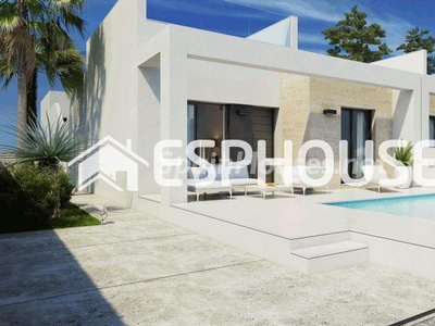 Villa en venta en Daya Nueva