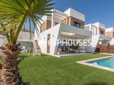 Villa en venta en Finestrat