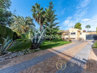Villa for sale in La Condomina, Alicante