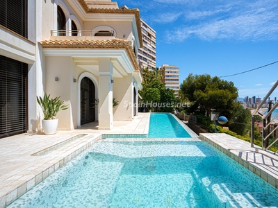 Villa en venta en Playa de Poniente, Benidorm