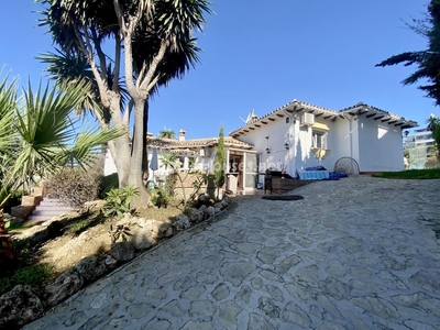 Villa for sale in Riviera del Sol, Mijas