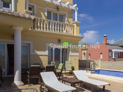Villa for sale in Torre del Mar