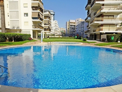 Alquiler de piso en paseo Marítim Neptu de 3 habitaciones con terraza y piscina