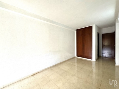 Piso 4 habitaciones de 133 m² en Alicante/Alacant (03005)